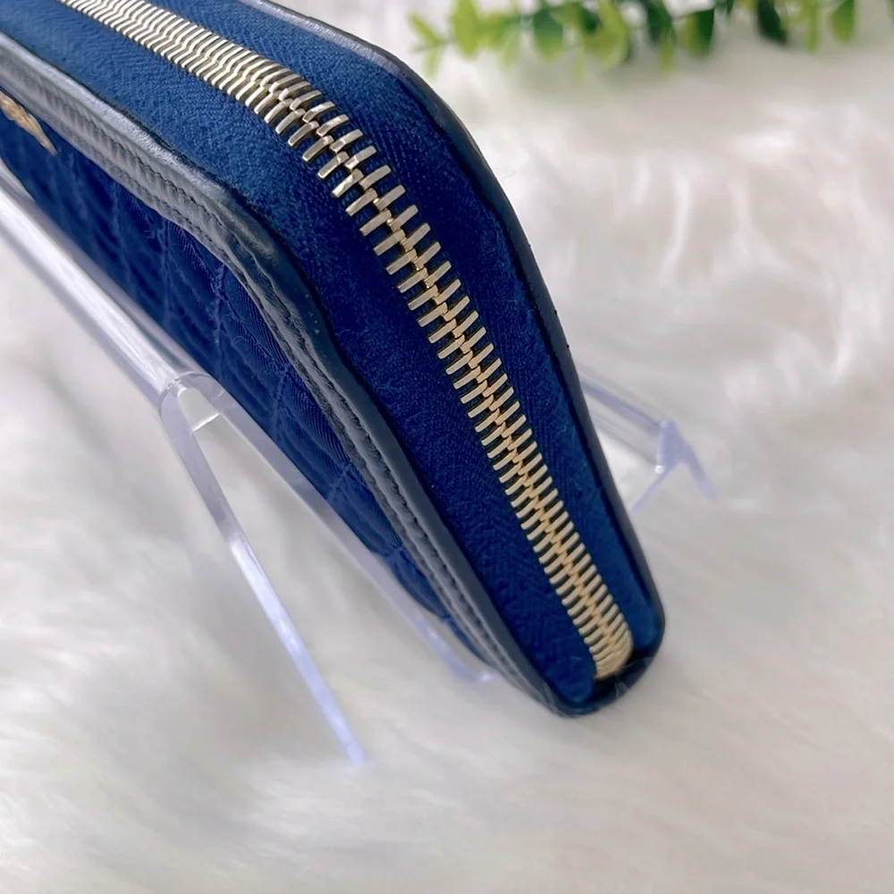 Prada Tessuto Quilted Zippy Wallet - Picture 5 of 16